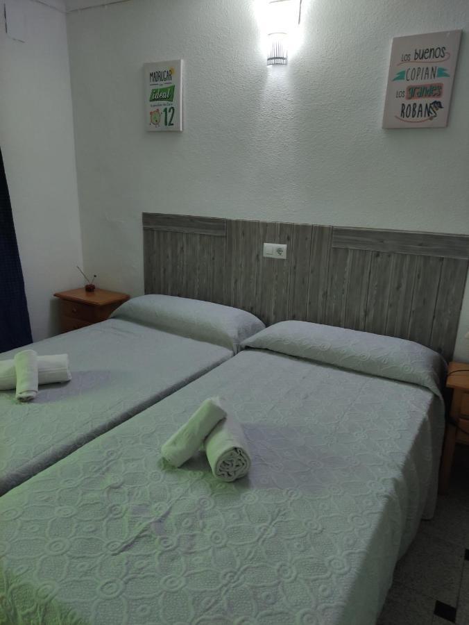 Hostal Restaurante Bar Cafeteria La Melchora 波萨达斯 外观 照片